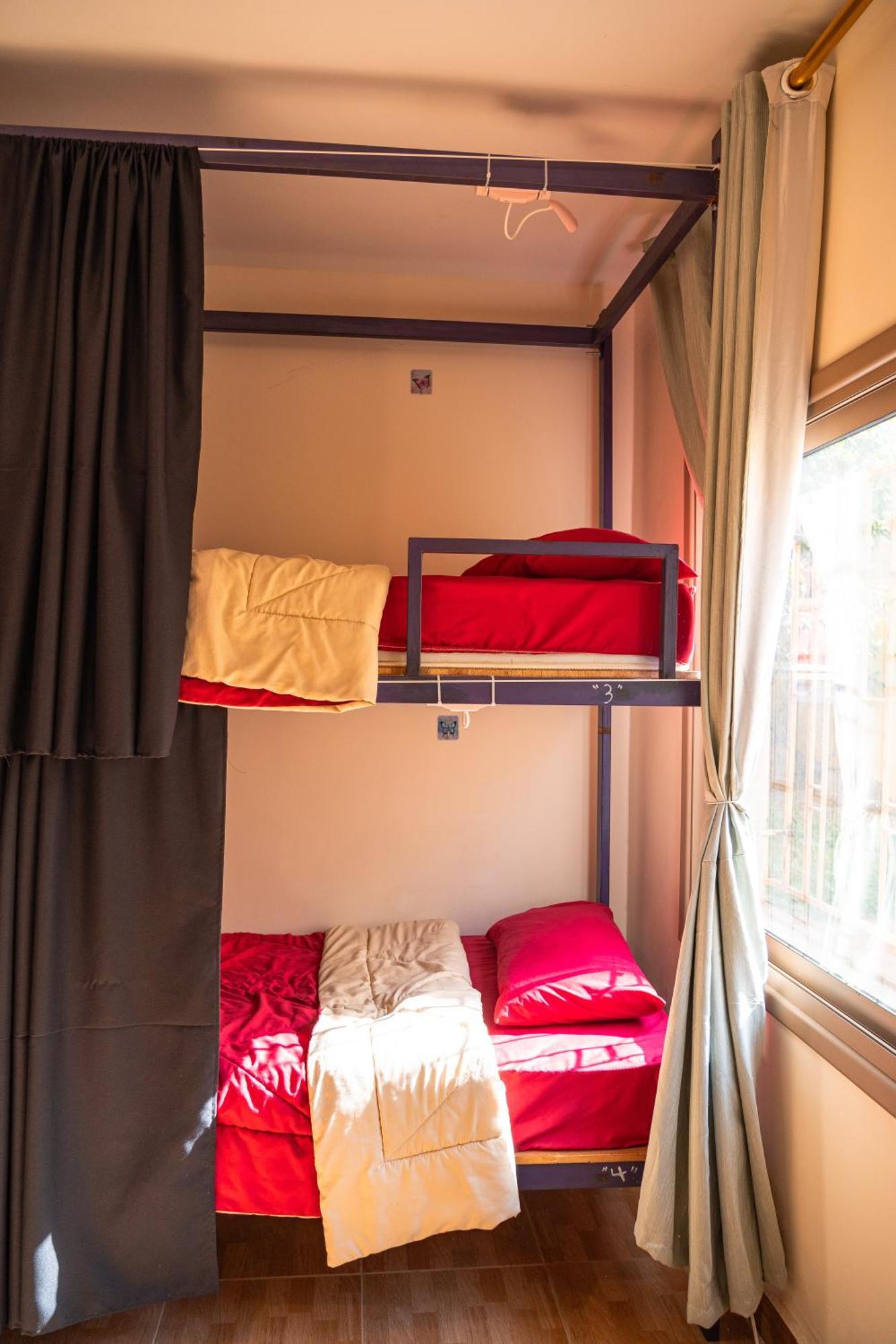 Extra Traveller Hostel Акаба Екстериор снимка